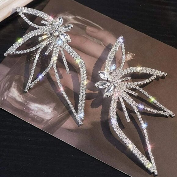 Rhinestone Leaf Design Studded Silver Earrings - Picture 4 of 12